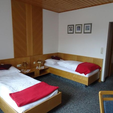 Hotel Die Traube アドモント エクステリア 写真